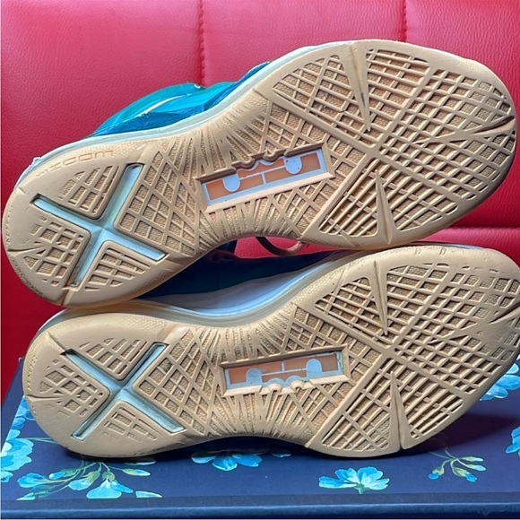 🌴🔥Nike LeBron X Miami Dolphins - Picture 5 of 9